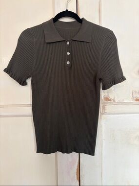 Ribbed Short-Sleeve Polo Top - Olive Green